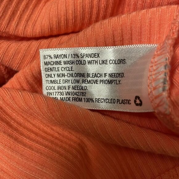 MWild Fable Peach Colored Ribbed V-Neck Short Sleeve Crop Top (Size: XL Juniors) - Picture 8 of 8